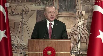 İletişim Başkanı Duran'dan "Geleceğin M&uuml;hr&uuml;" paylaşımı