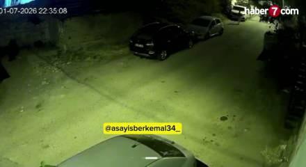 Ataşehir&rsquo;de park halindeki ara&ccedil;lara zarar veren şahıs kamerada