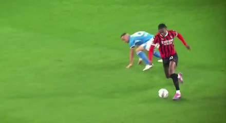 Milan'da Leao kararı: Fenerbah&ccedil;e ve Galatasaray devrede