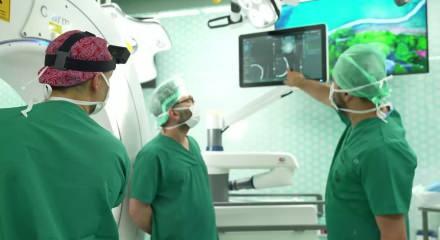 Robotik Navigasyon destekli beyin pili ameliyatı başarıyla ger&ccedil;ekleştirildi
