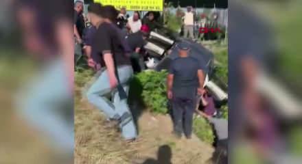 Sakarya'da otomobil su kanalına devrildi! Anne ve kızından acı haber!