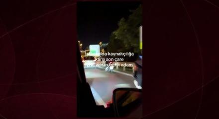 İstanbul trafiğinde kaynak&ccedil;ılara mikrofonlu tepki
