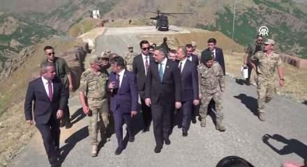 Bakan &Ccedil;ift&ccedil;i, İran ve Irak sınırındaki &uuml;s b&ouml;lgesini ziyaret etti