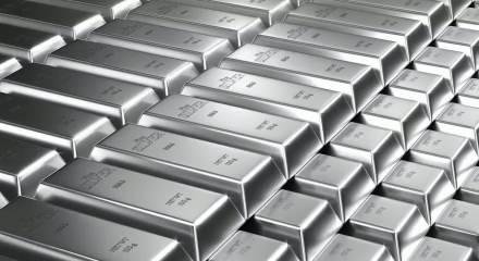 G&uuml;m&uuml;ş fiyatlarında yeni d&ouml;nem: Dev bankalar beklenti raporlarını g&uuml;ncelledi