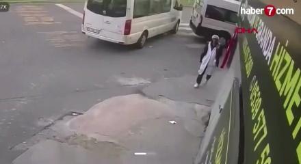 Kağıthane&rsquo;de T&uuml;rk bayrağını s&ouml;kerek yere atan ş&uuml;pheli tutuklandı