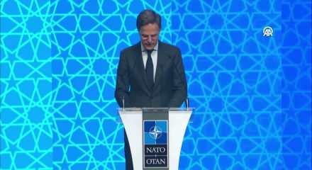 Mark Rutte: Bug&uuml;n ve yarın yaşanacaklar ger&ccedil;ekten temel bir d&ouml;n&uuml;ş&uuml;m&uuml; ifade ediyor