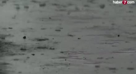 Meteoroloji'den sağanak uyarısı: Sıcaklıklar y&uuml;kselmeye devam edecek