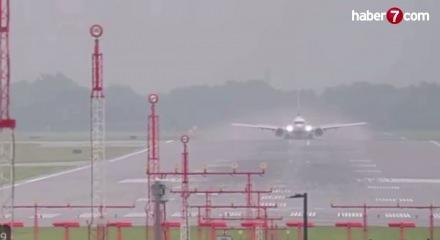 Montreal Havalimanı&rsquo;nda Korku Dolu Anlar! Air Canada u&ccedil;ağı pistten &ccedil;ıktı