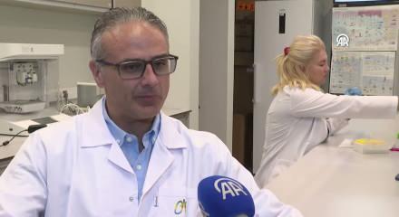 Babasının vasiyetini T&uuml;rkiye ile ABD arasında "bilim k&ouml;pr&uuml;s&uuml;" kurarak yerine getirdi