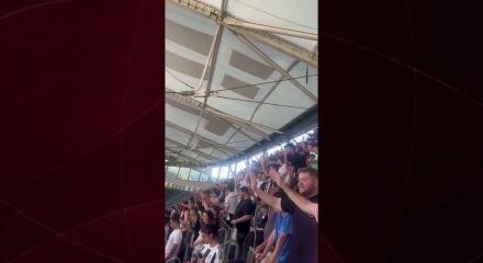 Beşiktaş taraftarından Salah tezah&uuml;ratı: 'Ya Allah bismillah Mohamed Salah' 