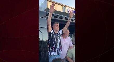 Beşiktaş Trossard'ın maliyetini KAP'a bildirdi