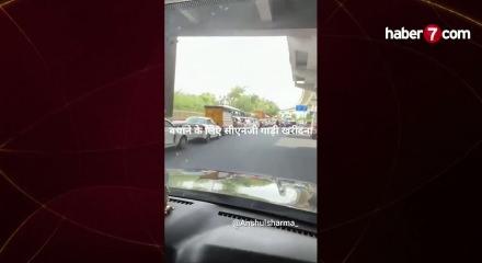 Hindistan&rsquo;dan petrol bağımlılığına &ccedil;&ouml;z&uuml;m! Yakıtı sığır g&uuml;bresinden &uuml;retiyor