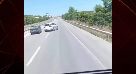 İstasyondan fırlayıp sol şeride ok gibi fırladı, facianın teğet ge&ccedil;tiği o dehşet anları