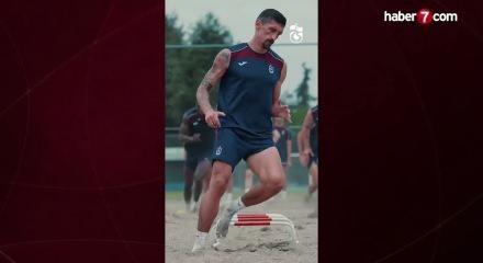 Kumda başlayan Trabzonspor idmanı denizde bitti