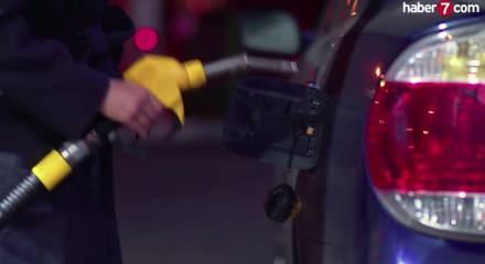 Petrolde sert y&uuml;kseliş akaryakıta zam olarak yansıdı