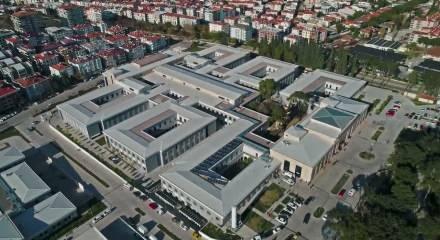 Sağlıkta b&uuml;y&uuml;k d&uuml;zenleme resmen başladı! Milyonların hayatına dokunacak adım