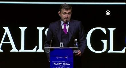 Sel&ccedil;uk Bayraktar: Merhameti olmayan insanın elindeki teknoloji bir imha aracına d&ouml;n&uuml;ş&uuml;r