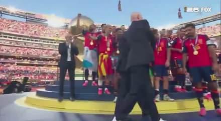 Trump'tan kupa t&ouml;reninde &ccedil;ok konuşulacak hareket! Infantino engel olmaya &ccedil;alıştı