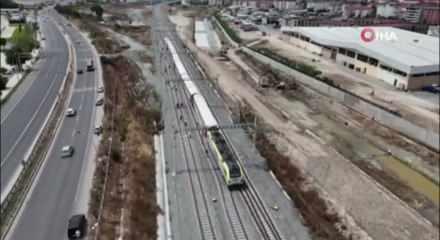 &Ccedil;erkezk&ouml;y'de yolcu treni raydan &ccedil;ıktı