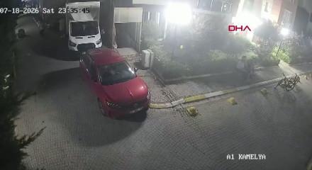 Esenyurt'ta 'yan baktın' kavgasında 15 yaşındaki &ccedil;ocuğu tekme tokat darbettiler