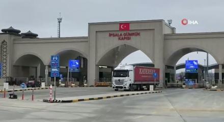 İpsala G&uuml;mr&uuml;k Kapısı'nda r&uuml;şvet operasyonu: 20 g&uuml;mr&uuml;k memuru g&ouml;zaltında!