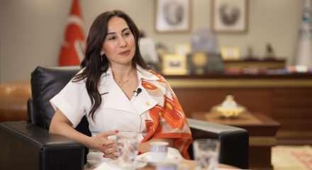 &Ouml;zlem Vural G&uuml;rzel neden CHP&rsquo;den AK Parti&rsquo;ye ge&ccedil;tiğini anlattı