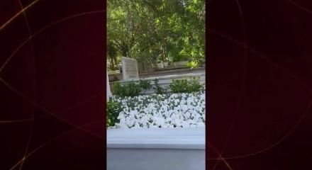 S&uuml;leyman Arif Emre, T&uuml;rkiye Yazarlar Birliği tarafından kabri başında anıldı