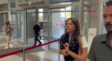 Ahbap Derneği soruşturmasında oyuncu Eda Ece ifade vermek i&ccedil;in adliyeye geldi