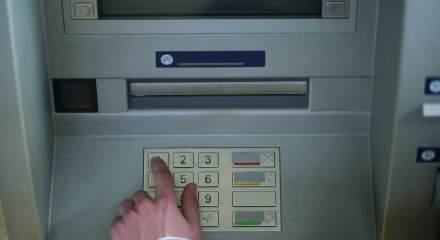 ATM'den gram altın satışı başladı: Kuyumculardan tepki