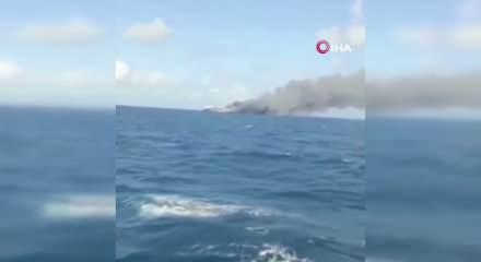 Endonezya'da feribot yangını: 5 &ouml;l&uuml;, 41 kayıp