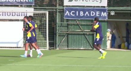 Fenerbah&ccedil;e'den Gornik Zabrze ma&ccedil;ı &ouml;ncesi sakatlık a&ccedil;ıklaması