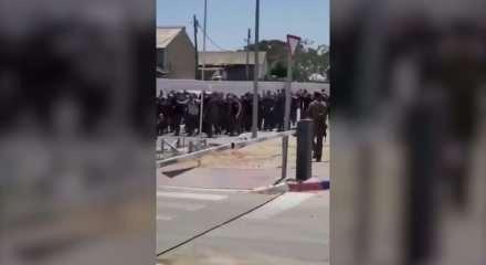 İsrail'de bir grup asker, komutanlarına tepki g&ouml;stererek bulundukları &uuml;ss&uuml; terk etti