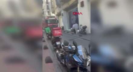 İstiklal Caddesi'nde alışveriş merkezinde yangın