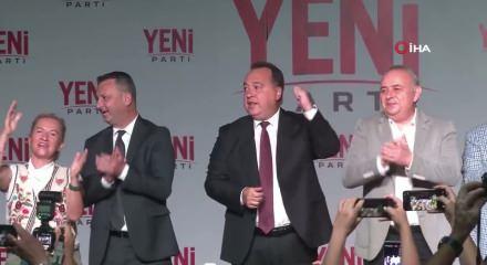 Manisa'da 15 CHP'li belediye başkanı YENİ Parti'ye katıldı
