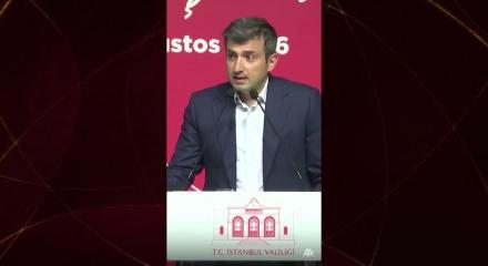 Sel&ccedil;uk Bayraktar YKS şampiyonlarıyla bir araya geldi