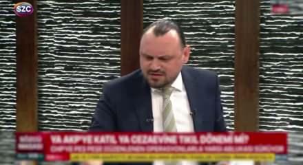 S&ouml;zc&uuml; TV&rsquo;de canlı yayında ortalık karıştı, hakaretler havada u&ccedil;uştu...