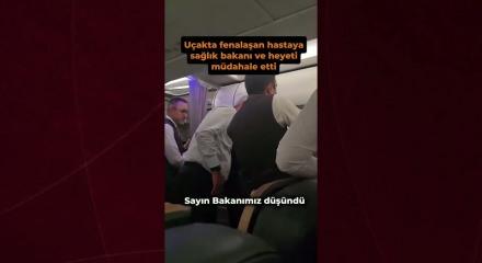 U&ccedil;akta rahatsızlanan yolcuya sağlık bakanı ilk m&uuml;dahaleyi yaptı...