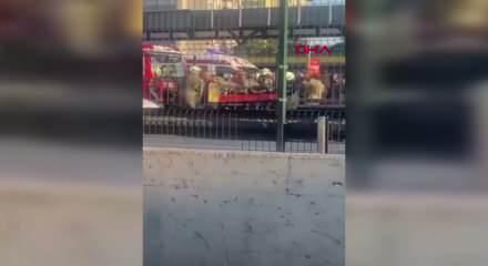 İstanbul'da korkun&ccedil; olay: Metrob&uuml;sten d&uuml;şen kadına başka bir metrob&uuml;s &ccedil;arptı!