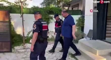 Menderes Belediye Başkanı İlkay &Ccedil;i&ccedil;ek'e bir şok daha