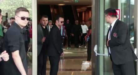 Mohamed Salah, İstanbul'da sağlık kontrollerinden ge&ccedil;ti! Akşam Trabzon'da olacak