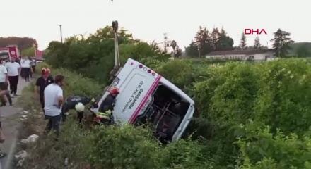 Samsun&rsquo;da &ouml;zel halk otob&uuml;s&uuml; şarampole devrildi: 21 yaralı
