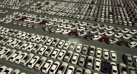 Şehri park krizi vurdu: Ara&ccedil; var, yer yok İstanbulluların otopark &ccedil;ilesi bitmek bilmiyor