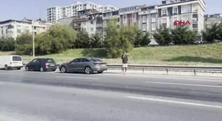 Sultangazi TEM Otoyolu&rsquo;nda 10 aracın karıştığı zincirleme kaza