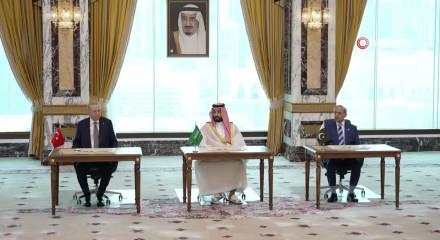 T&uuml;rkiye, S. Arabistan ve Pakistan'ın savunma anlaşması d&uuml;nyada ses getirdi