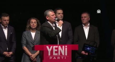 &Ouml;zg&uuml;r &Ouml;zel&rsquo;in Yeni Parti&rsquo;sine beş g&uuml;nde toplanan devasa bağış ve firari FET&Ouml;'c&uuml;lerin destekleri şaşırtı