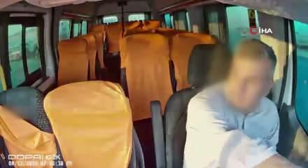 Adıyaman'da yol verme vahşeti: Karşılık vermeyen s&uuml;r&uuml;c&uuml;ye yumruk yağmuru!