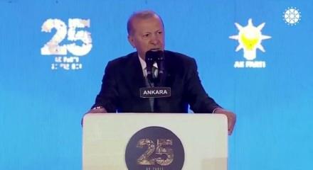 Cumhurbaşkanı Erdoğan: Ne yapıyorsak ter&ouml;rs&uuml;z bir T&uuml;rkiye i&ccedil;in yapıyoruz