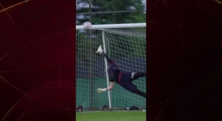 Muhammed Salah bildiğiniz gibi: Antrenmanda attığı gol g&uuml;ndem oldu
