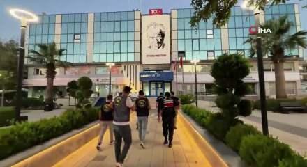 Soruşturmada tutuklanmıştı: İlkay &Ccedil;i&ccedil;ek CHP'den neden istifa ettiğini a&ccedil;ıkladı!