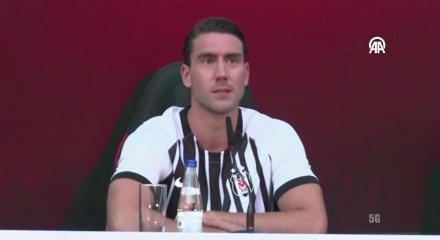 Vlahovic imzayı atıyor! Dolmabah&ccedil;e tıklım tıklım